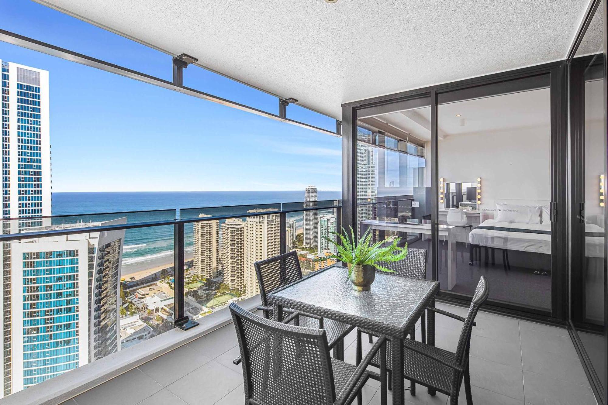 Holiday Holiday Circle On Cavill Apartments Χρυσή Ακτή Δωμάτιο φωτογραφία